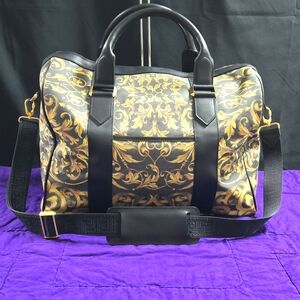 EUC GIANNI VERSACE VINTAGE BAROQUE PATTERN BLACK AND GOLD OVERNIGHT BAG